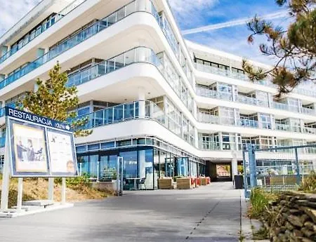 Dune A- Basen Zewnetrzny, Miejsce Parkingowe Apartment Mielno (Koszalin)