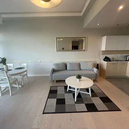 Dune A- Basen Zewnetrzny, Miejsce Parkingowe Apartment